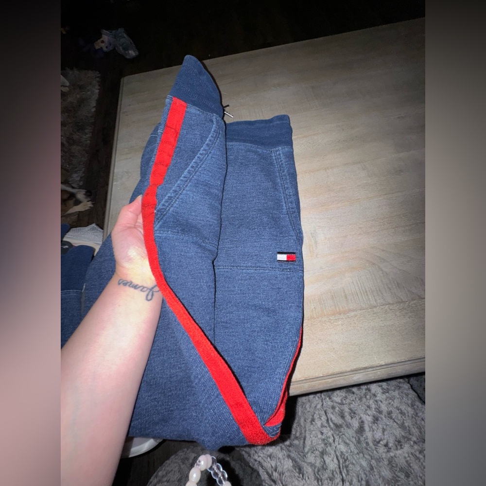 Tommy Hilfiger Navy Hoodie and pants with Red Accent